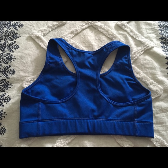 Small blue Nike sports bra - Picture 2 of 4